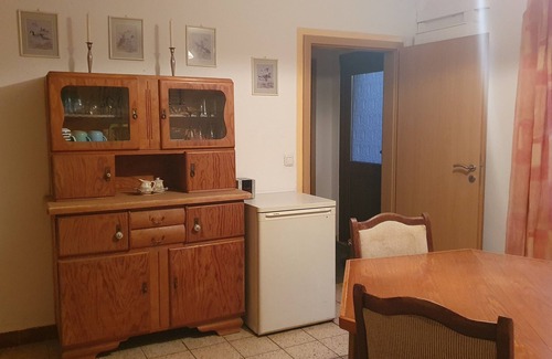 Guster Casa | Bungalow directly on the Elbe-Lübeck Canal with a large natural plot