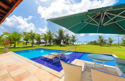 Ipojuca Casa | Beachfront bungalow in Porto de Galinhas