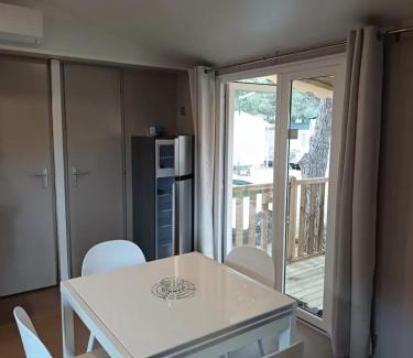 Canet-Plage Casa | Bungalow familial à Canet-en-Roussillon avec piscine