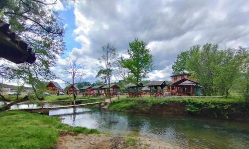 Una-Sana Canton Casa | Bungalow Fly Fishing Kljuc River Sanica