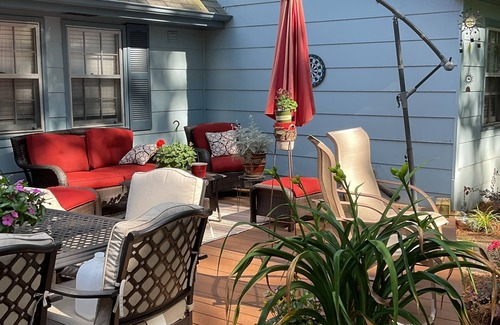 Lithonia Casa | Bungalow for 2 near all of metro Atlanta major events. 20 minutes from downtown.
