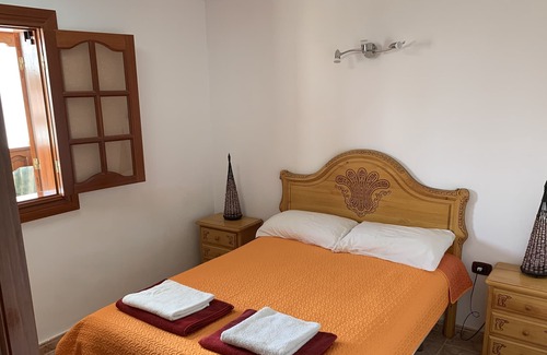 Playa del Aguila Casa | Bungalow in 2 Ebenen, Meerblick, Garten, Schwimmbad und Direkter Strandzugang!