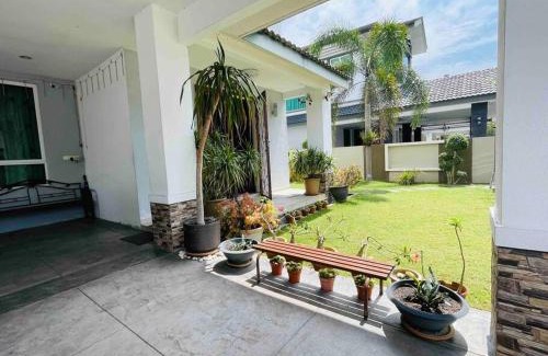 Nibong Tebal Casa | Bungalow in exclusive area