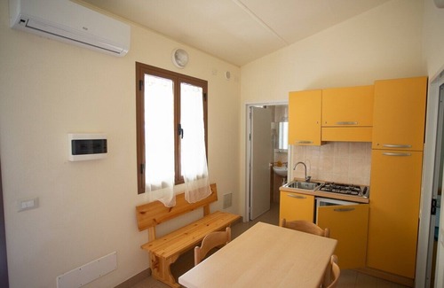 Ex Campo d'Aviazione Casa | Bungalow in masonry in the campsite