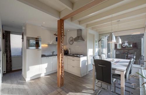 Sint Maartenszee Casa | Bungalow in Sint Maartenszee near Beach