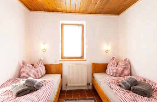 Kirchdorf in Tirol Casa | Bungalow in St Johann near Ski Slopes