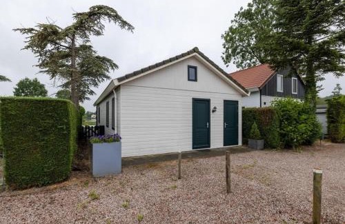 Onderdijk Casa | Bungalow in Wervershoof with 1 bedroom