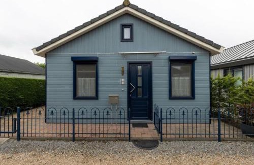 Onderdijk Casa | Bungalow in Wervershoof with 1 bedroom