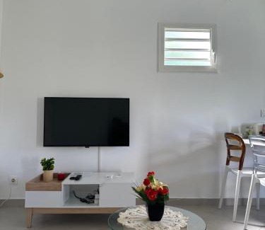 Les Abymes Casa | Bungalow Ixora