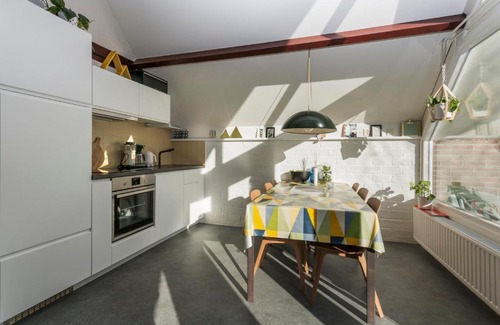 Ouddorp Casa | Bungalow Jonkerstee 81 - Ouddorp near the beach with big garden - not for companies
