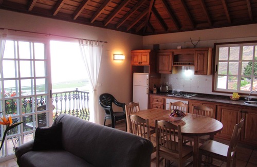 Tazacorte Casa | Bungalow mit 3 Schlafzimmer, 2 Bäder, Balkon und Terrasse. Meerblick