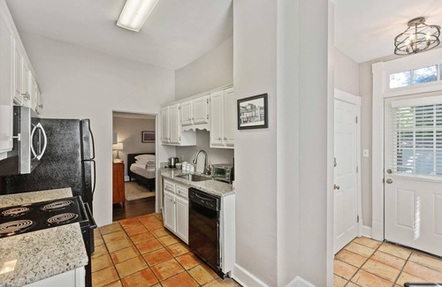 Midtown Casa | Bungalow ON Overton Square