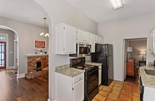 Midtown Casa | Bungalow ON Overton Square