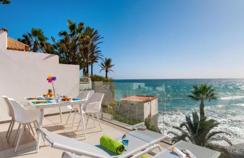 Playa del Aguila Casa | Bungalow Playa del Aguila II over the sea by VillaGranCanaria