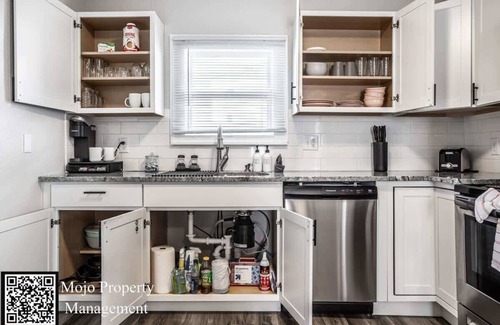Indianapolis Casa | Bungalow Sobro- 2BR1BA