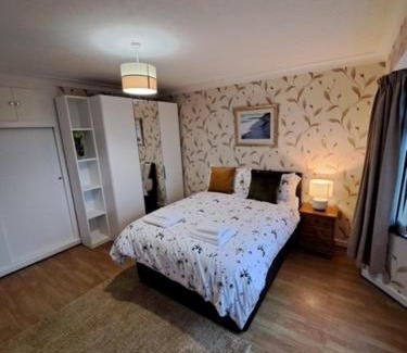 Onchan Casa | Bungalow Three Bedroom The Park Onchan Isle of Man