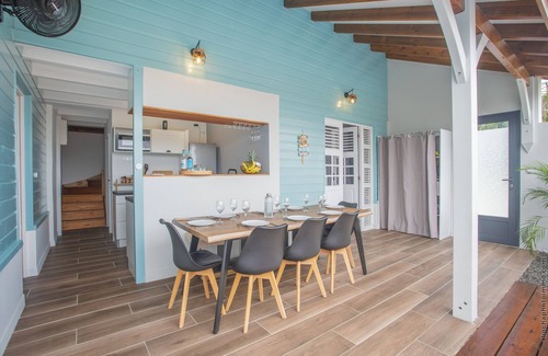 Trois-Rivieres Casa | Bungalow Ti Coco 4 Chambres et Piscine à Trois Rivières