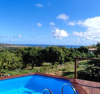 Le Vauclin Casa | Bungalow vert corail