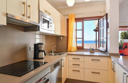 Playa del Cable Casa | Bungalow Vistamar cerca de la playa con vistas al mar, piscina, Wi-Fi y terraza; admite mascotas