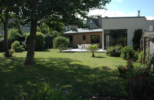 Guilvinec Villa | Bungalow con gran jardín en el centro de la ciudad