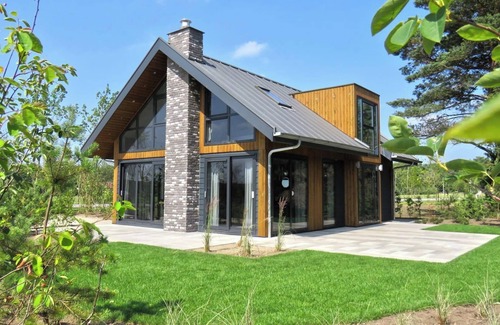 Otterlo Casa | Bungalow with multiple floors, 4 bedrooms and 2 bathrooms