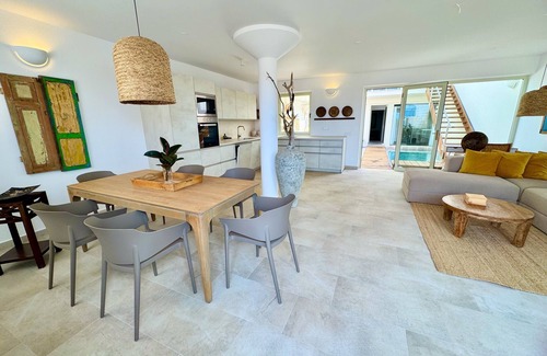 Bahia Calma Casa | Villa con piscina privada e internet de fibra de vidrio, cerca del mar, patio protegido