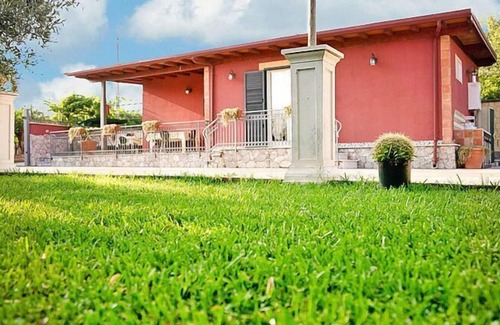 Gaggi Casa | Bungalows, Gaggi