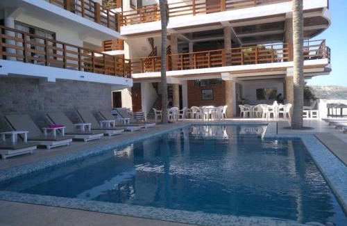 Las Pocitas Cabina | Bungalows Playa Bonita