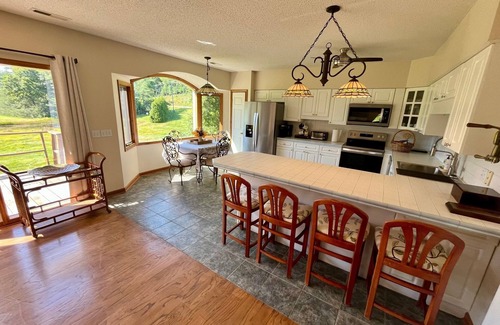 Roaring Gap Condominio | Bunker 13: 3BDRM, 3BTH Condo in Charming Glade Valley