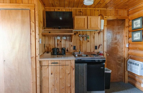 Bozeman Cabina | Bunkhouse 3 at Gallatin Canyon Cabins