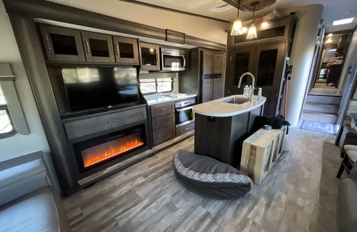Moncks Corner Casa | Bunkhouse camper