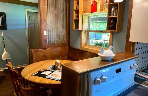 Lake City Casa | Bunkhouse Farm Stay