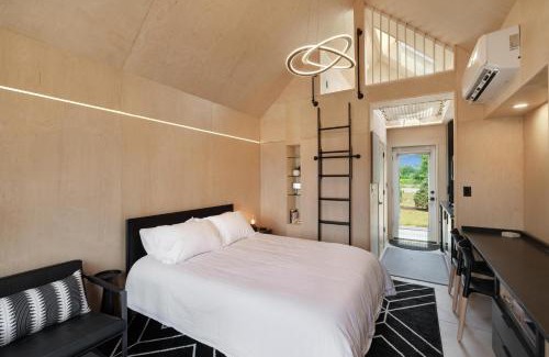 Ottawa Casa | Bunkies-Basecamp