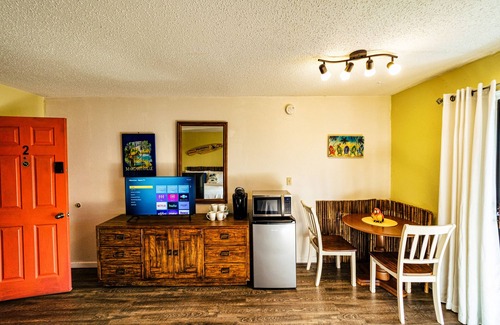 Osage Beach Apartamento | Buoyant Place Hang Out 2 Private Studio Homes!