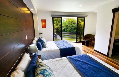 Quebrada Grande Cabina | Burbi Lake Lodge Monteverde