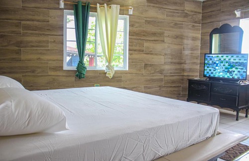 Negril Hotel | Burbon Beach Hotel-Negril