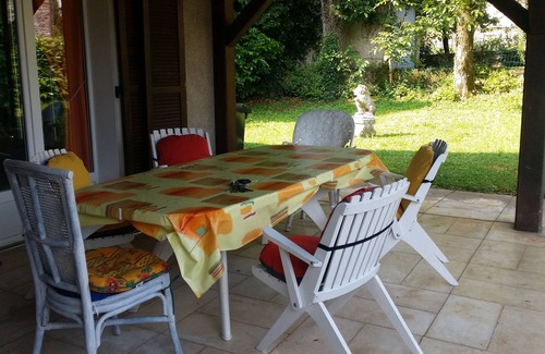 Messanges Casa | BURDEOS CASA