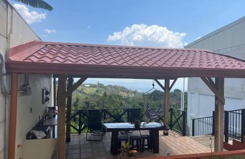 San Isidro Casa | Burios House