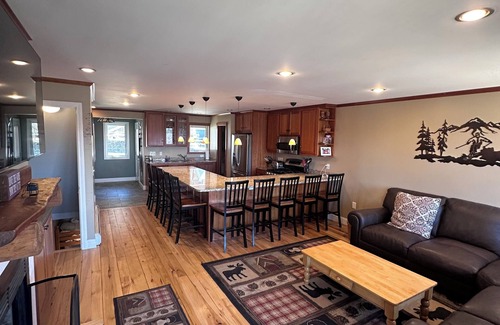 East Burke Condominio | Burke Mountain Trailside Condo