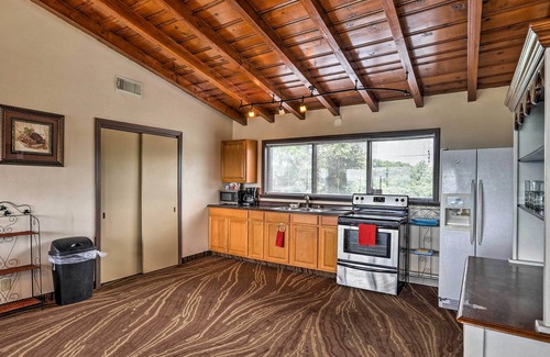 Burkesville Apartamento | ¡NUEVO! Apartamento Burkesville con vistas y acceso a la piscina
