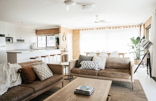 Yamba Apartamento | Burleigh on Main - Oceanstays - Pet Friendly