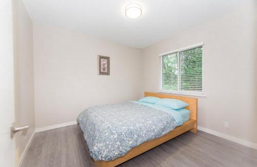 Burnaby Casa | Burnaby Metrotown 3 bedroom upstairs