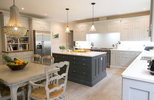 Redruth Casa | Burncoose House - a house that sleeps 14 guests in 7 bedrooms