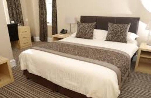 Banchory Hotel | Burnett Arms Hotel