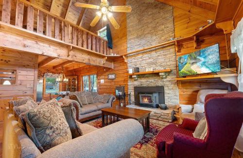 Wears Valley Casa | Burning Tree cabin