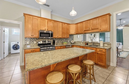 Tallahassee Casa | Burnside Beauty - 4BR - Pingpong - Patio