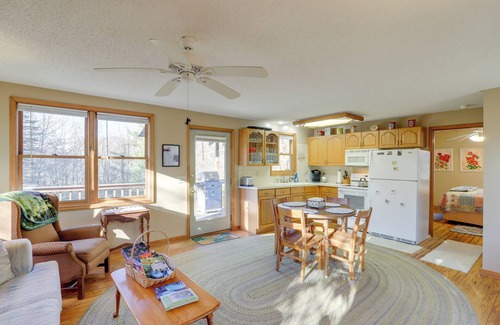 Burnsville Cabaña | Burnsville Cabin w/ Deck & Trails - Dog Friendly!