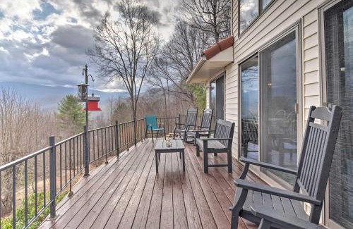 Burnsville Casa | Burnsville Home with Deck and Panoramic Mountain Views