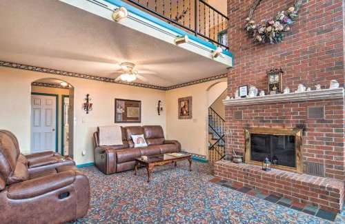 Burnsville Casa | Burnsville Home with Deck and Panoramic Mountain Views