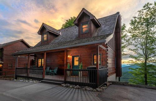 Wolf Laurel Casa | Burnt Skies Sleeps 10 Hot Tub Foosball Darts